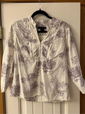 Calvin Klein Jeans White and Purple Floral Botton Down Women's Blouse
